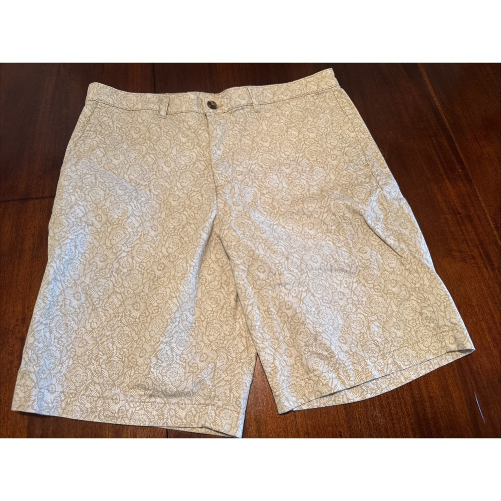 Alfani Men's‎ Flat Front Floral Pattern Shorts Beige Size 32 Cotton Blend